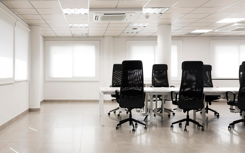 ghế văn phòng chân xoay