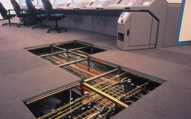 sàn nâng kỹ thuật chống tĩnh điện