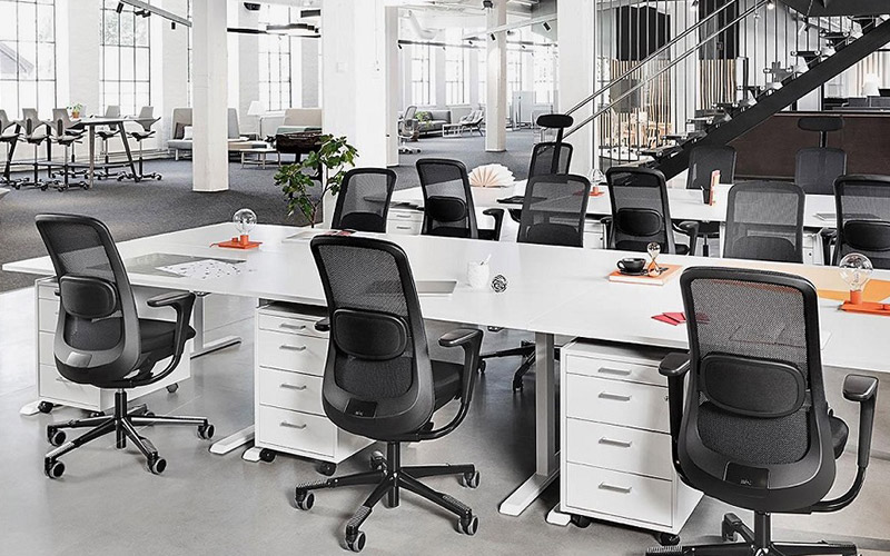 bàn làm việc nâng hạ chiều cao