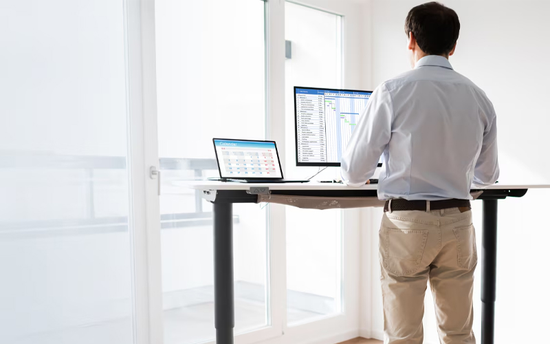 bàn làm việc thông minh