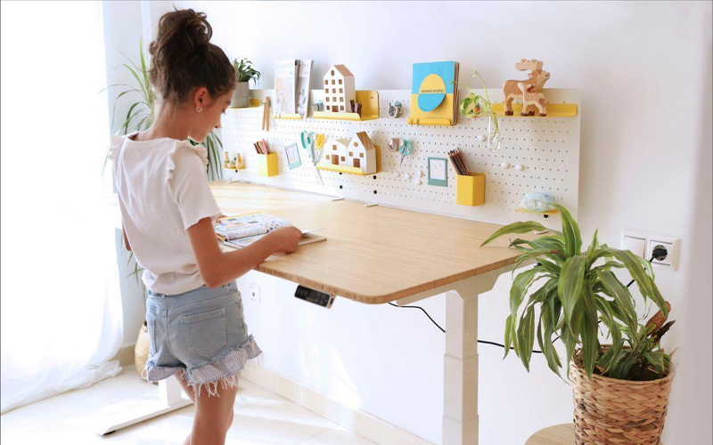 bàn làm việc thông minh