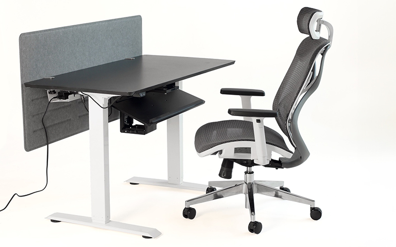 showroom bàn ghế văn phòng