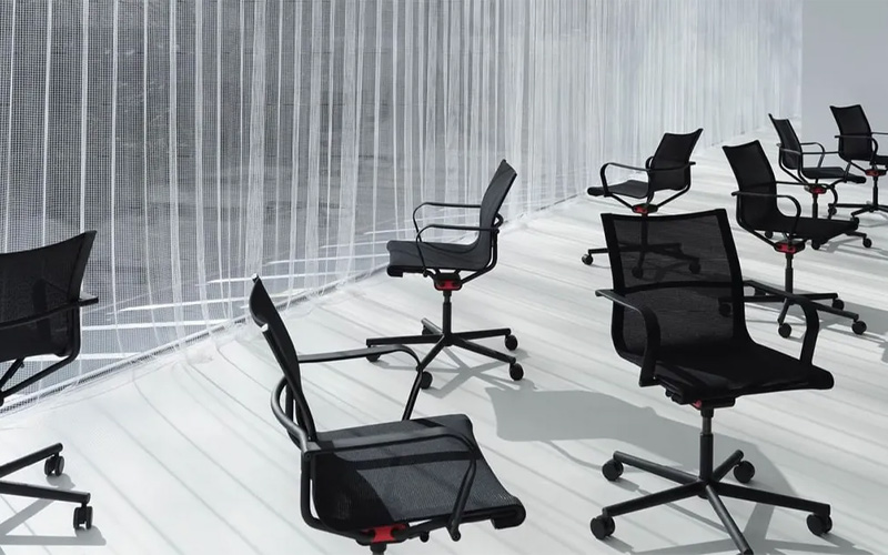 mua bàn ghế văn phòng cũ