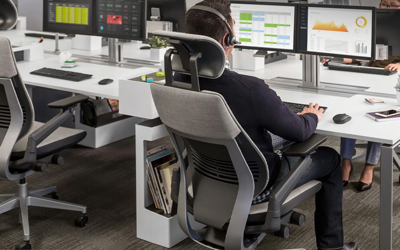 mua bàn ghế văn phòng cũ