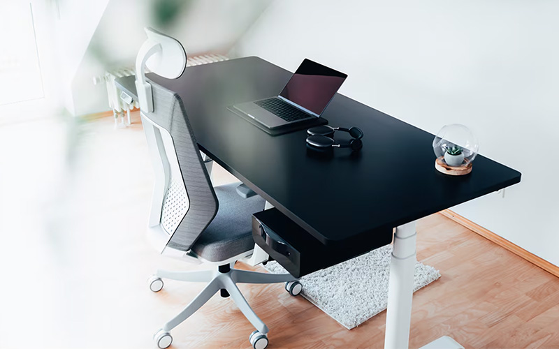 ghế văn phòng chân xoay