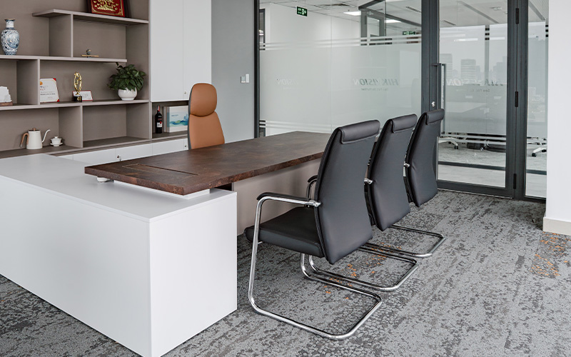 bàn ghế giám đốc hiện đại