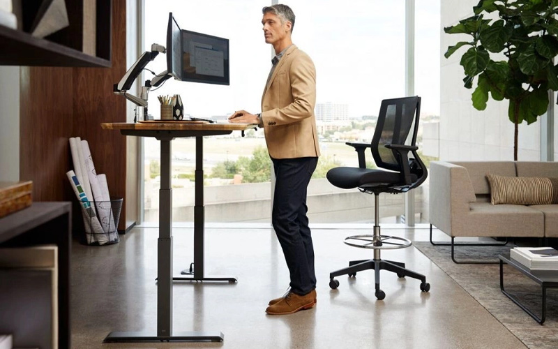 chân bàn nâng hạ chiều cao