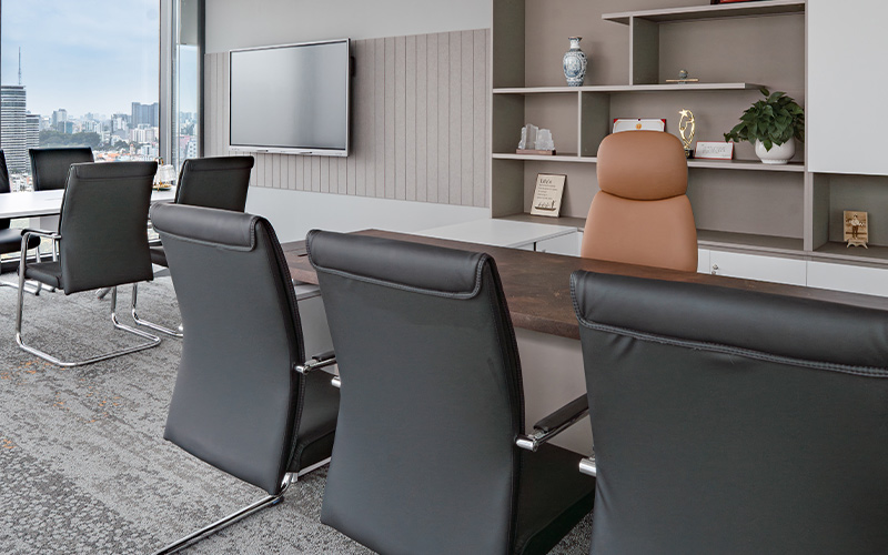 ghế chân quỳ lưng cao