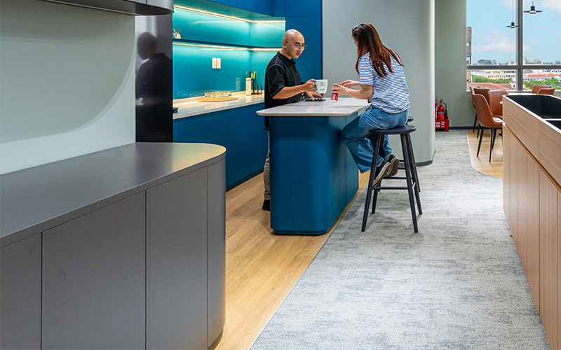 sàn vinyl chống tĩnh điện