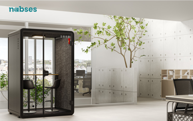 phone booth 2 người