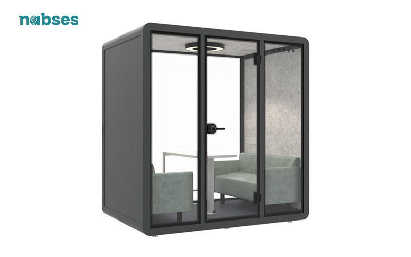 phone booth 4 người