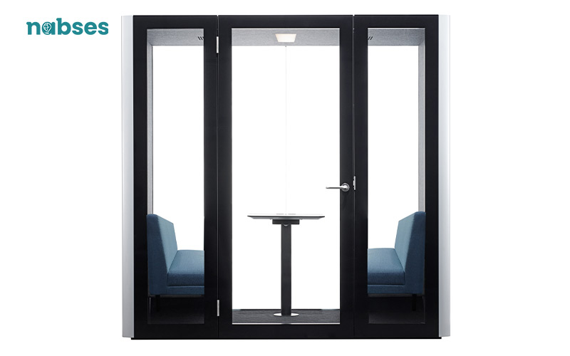 phone booth 4 người