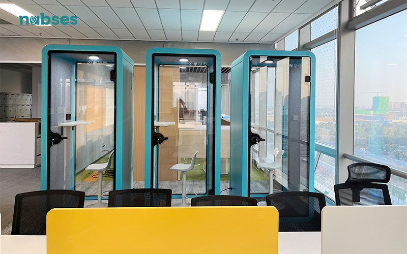 soundproof phone booth